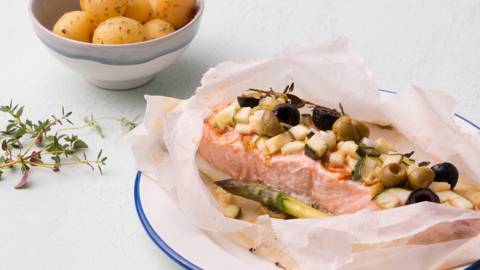 Zalm met asperges in papillot